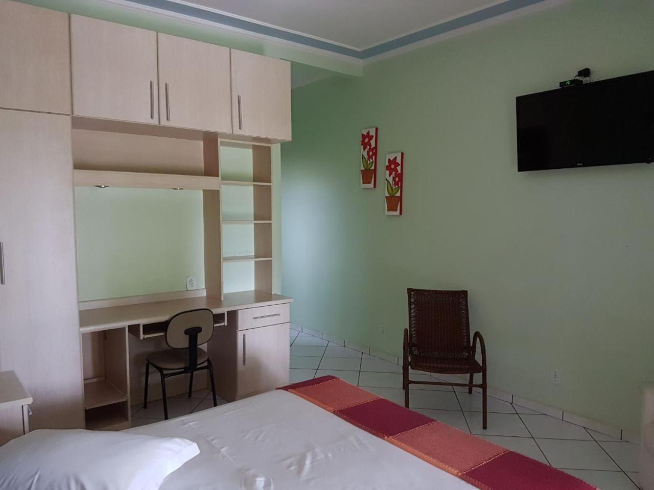 Hotel E Pousada Recanto Do Rio Pardo Сан-Жозе-ду-Риу-Парду Номер фото